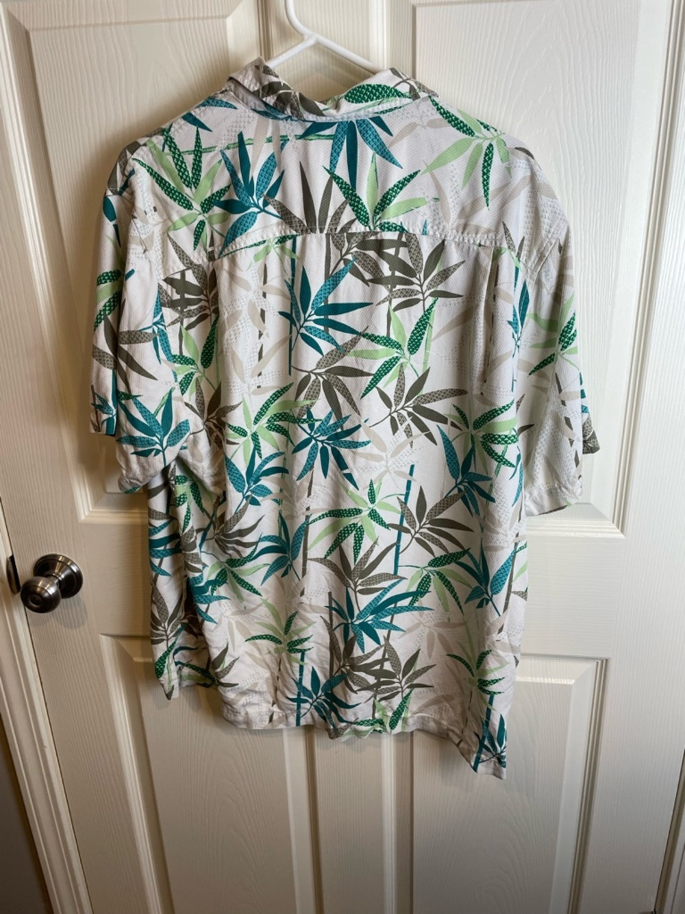 Two Silk Hawaiian Shirts Tommy Bahama Joe Marlin Tropical Print Short Sleeve L - Picture 15 of 16
